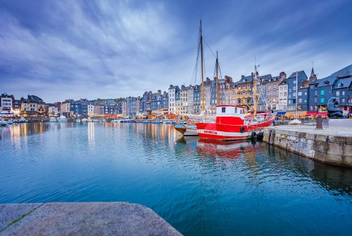 LA COTE FLEURIE COMMENCE A HONFLEUR